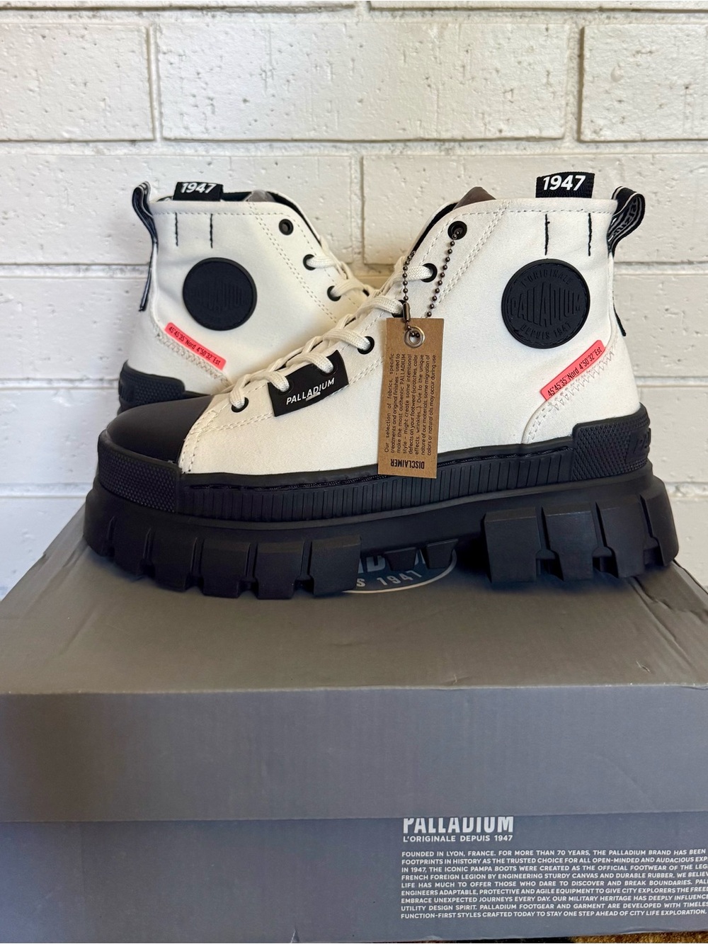 Palladium White Revolt Hi Tx Boots